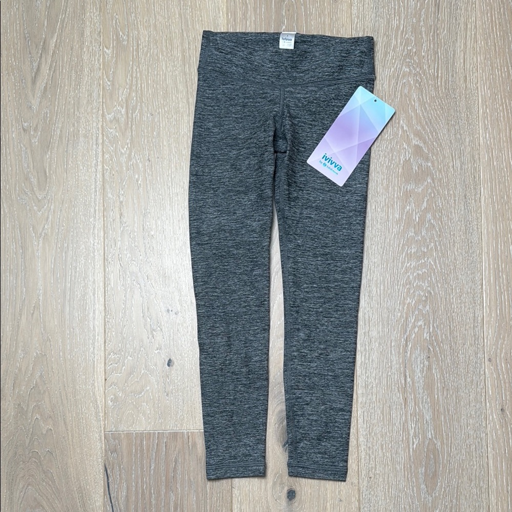 🆕 Ivivva Rhythmic Tight Gray Leggings
